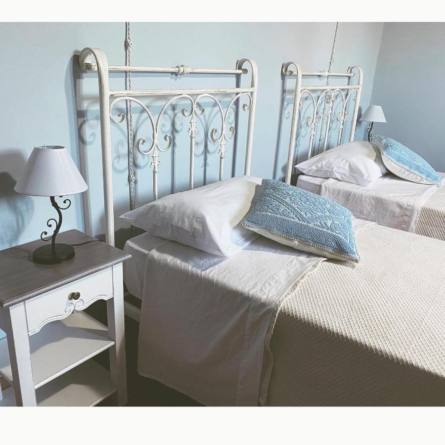 B&B Su Strintu Tuili Екстериор снимка